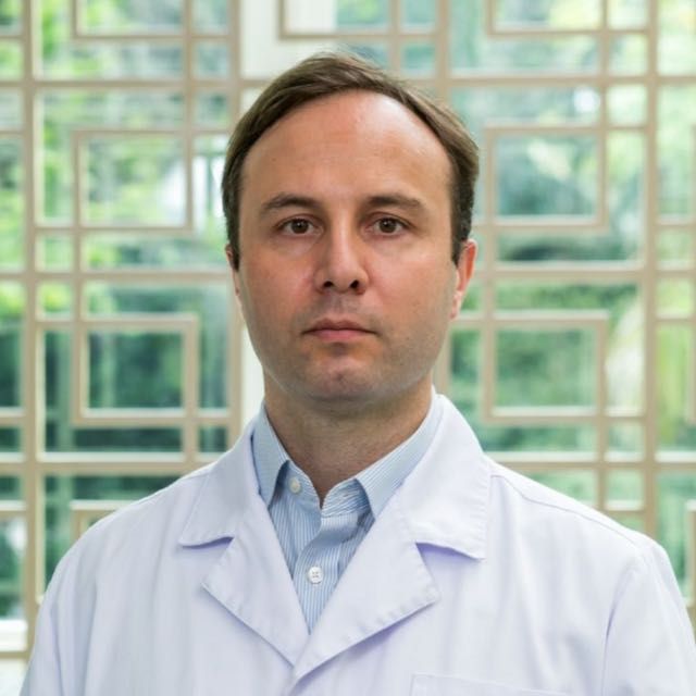 Dr. Paulo R. Franceschini